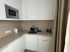 Апартаменты 2 Комн. в 100м. от Метро Ботанический Сад