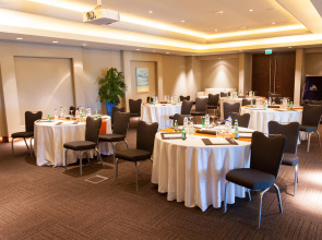 Отель JA Ocean View Hotel