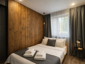 Apartamenty Upiter 1 na Krasnoj radom s Central'noj plosad'u, Krytym rynkom i Gospitalem na Krasnoj 12
