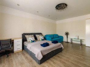 Квартира PrezentHaus на Карла Маркса 171