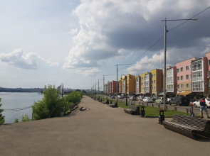 Апартаменты Красный Квадрат на Набережной