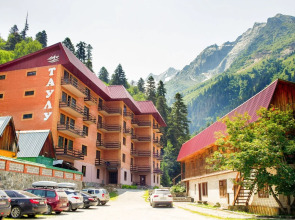 Отель Таулу