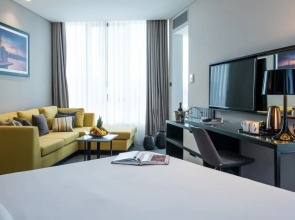 Отель Centro Westside by Rotana