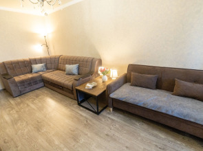 Квартира Двухкомнатная на Губина