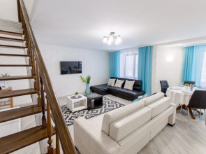 Апартаменты Четырехкомнатные с Видом на Набережную