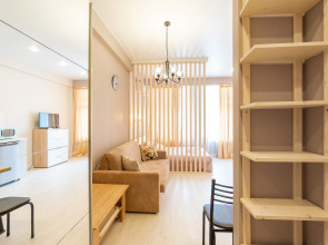 Апартаменты Море Апартаментов на Плотинной 2-7