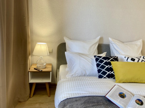 Na Naberezhnoy Ablukova 18 Flat