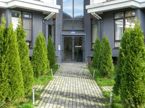 Квартира Студия с витражными окнами с видом на лес и горы