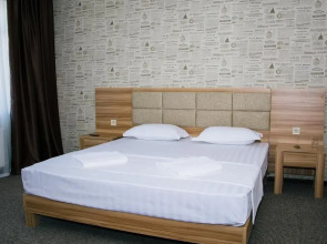 Отель WoodHouse