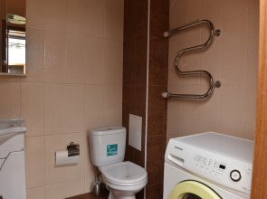 Апартаменты от Людмилы (Кольцовская 9)