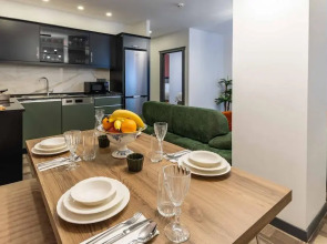 Отель BayMari Suites City Life