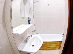 Апартаменты на проспекте Октября by Uloo