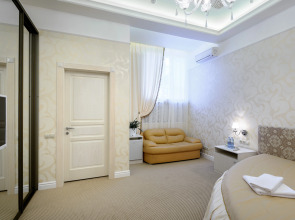 Меблированные комнаты  Серебряная лошадь