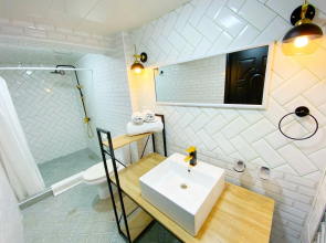 Отель Orange Kutaisi