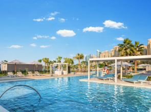 Отель Address Beach Resort
