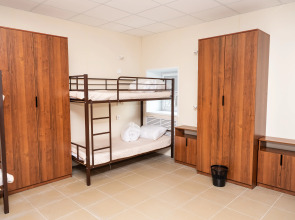 Отель Первомайский