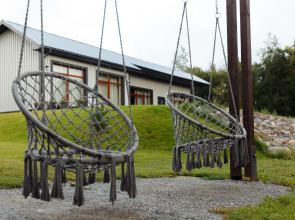 Частный дом у реки