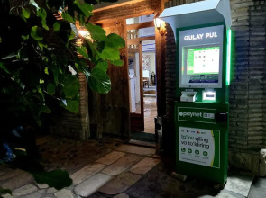 Отель Чор Минор 100 м до старого города с бесплатным кофе и разговорами по душам