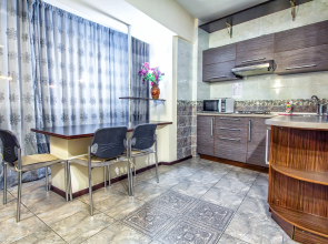 32. Samiy Tsentr. Idealno dlya Komandirovannykh i Turistov Apartments