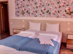 Отель сквер Высоцкого