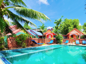 Курортный отель Phaithong Sotel Resort