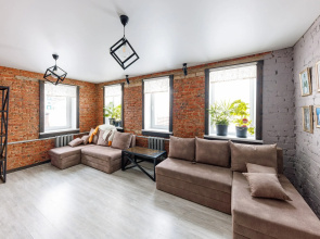 Private house "onegin" S Interesnym Dizaynom V Stile Loft