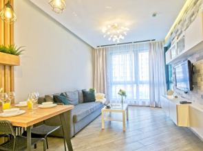 Апартаменты с Балконом Elite Apartments