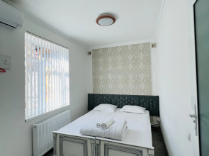 Al-Motrudiy Guest House