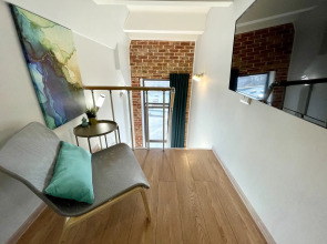 Апартаменты у Метро Селегерская