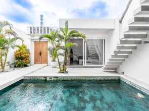 Sunny Home Villa