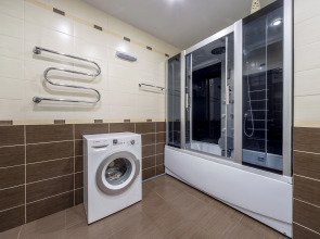 Квартира Тёплая солнечная возле БЦ Первая Башня