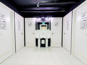 Отель InterQUBE Большая Полянка