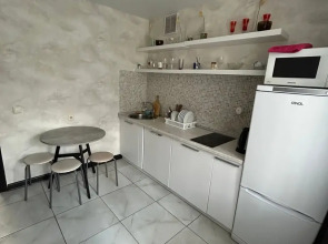 Апартаменты на Северо Западной 14