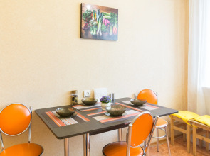 Апартаменты двухкомнатные в центре на ул.Горького 152. Сова-Дом