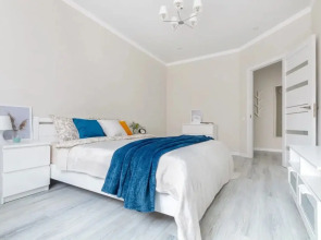 Квартира у парка Галицкого Апарт-Отелика на Героя Сарабеева