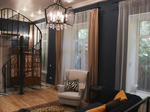 Апартаменты Винтаж с Собственным Двориком