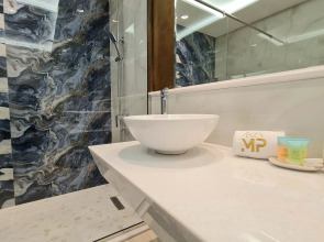 Апартаменты Marco Polo - High-rise 1BR Apt with Amazing Marina Views