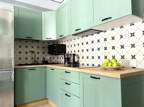 Квартира 65 м удобная для семьи напротив Казино с видом на горы