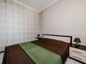 Апартаменты у метро с видом на писательский городок