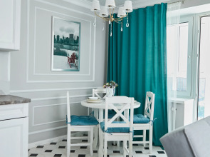 Апартаменты Luma White #2 в центре города с красивым видом на балконе