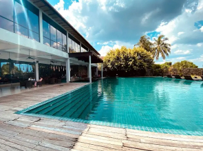 Regenta Arie Lagoon Negombo Hotel