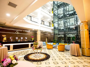 West Shine Hotel
