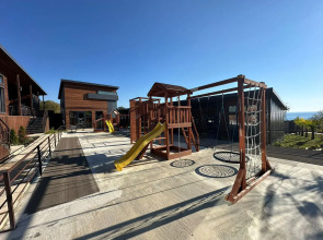 Отель Manresa Family Resort