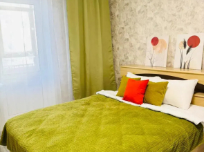 Na Dmitriya Martynova 43 Flat