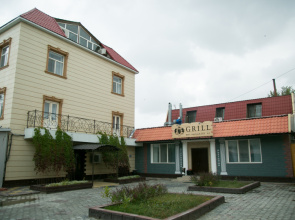 Mirazh Hotel