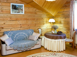 Гостевой Дом «Уютный Тёплый Дом»