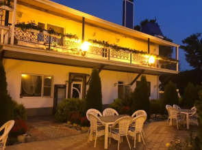 Отель Ливадия