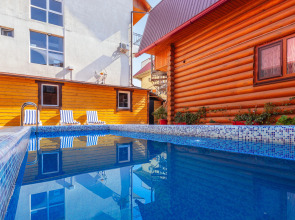 Aprelskie Tezisy Guest House