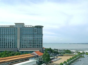 TSix5 Quarter Hotel