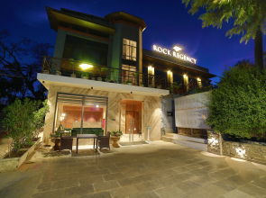 Rock Regency Mount Abu - A Boutique Rodetel Hotel